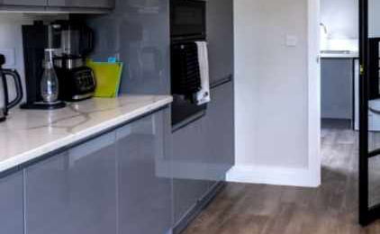 Stéphane Lopes - Pose revêtement mural à Mulhouse